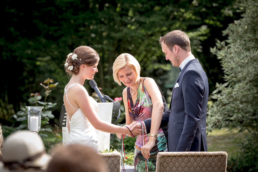 dominik neesen photographie, freie Trauung im freien, kloster dahlheim, leona richartz, heiraten in owl