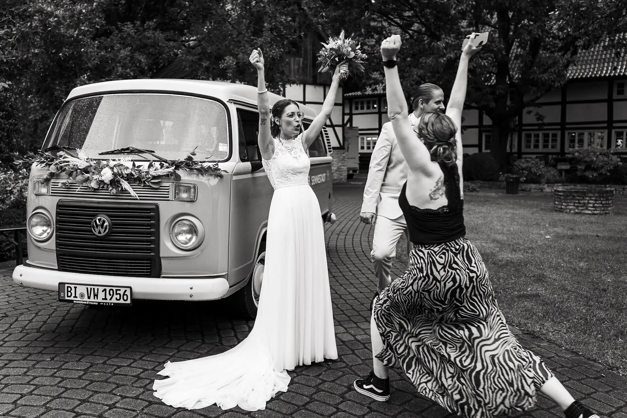 Hochzeit, Das Gastliche Dorf, Hirtenkapelle, standesamtliche Trauung, Braut, Bräutigam, Hochzeitsfotograf, Delbrück