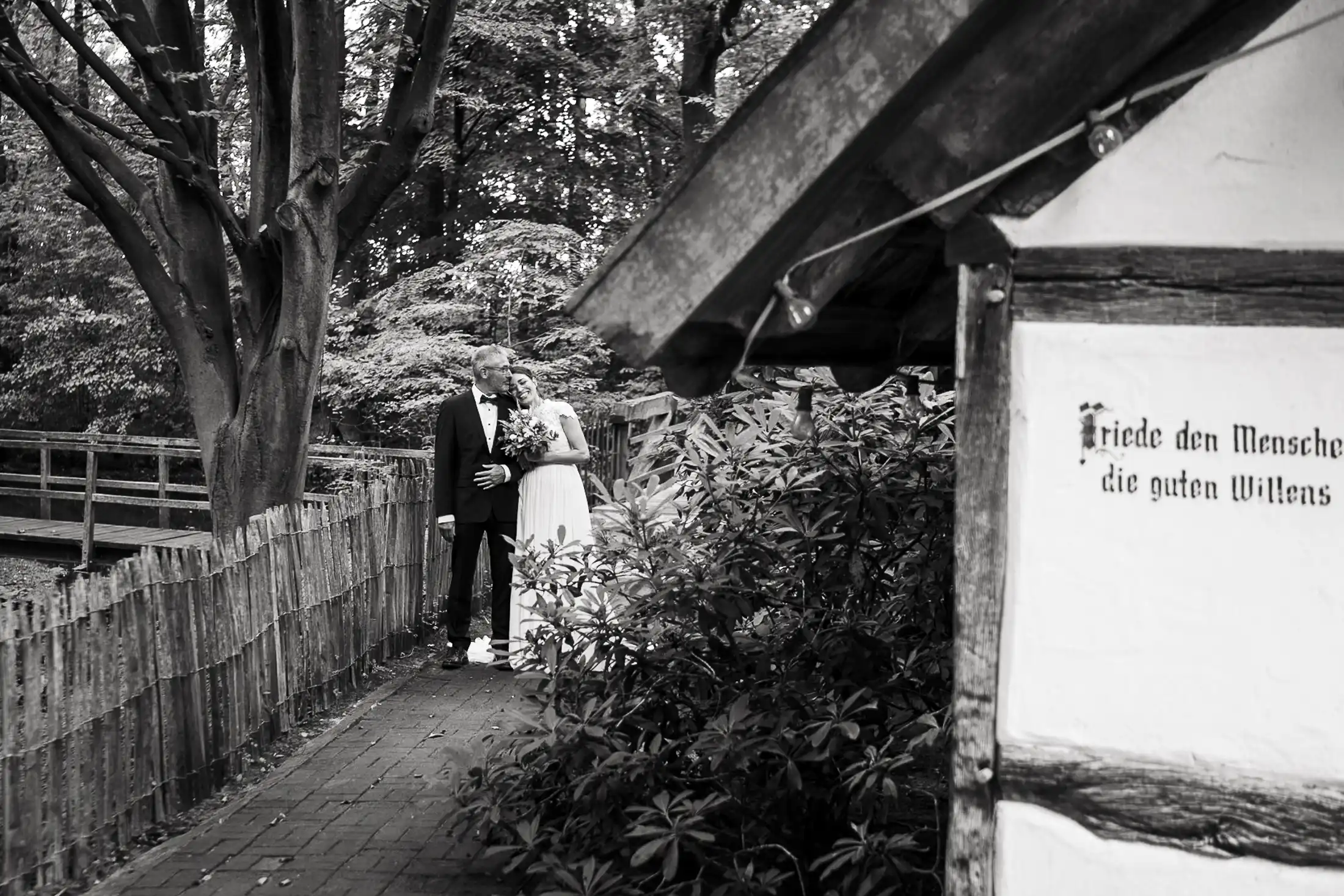 Hochzeit, Das Gastliche Dorf, Hirtenkapelle, standesamtliche Trauung, Braut, Bräutigam, Hochzeitsfotograf, Delbrück