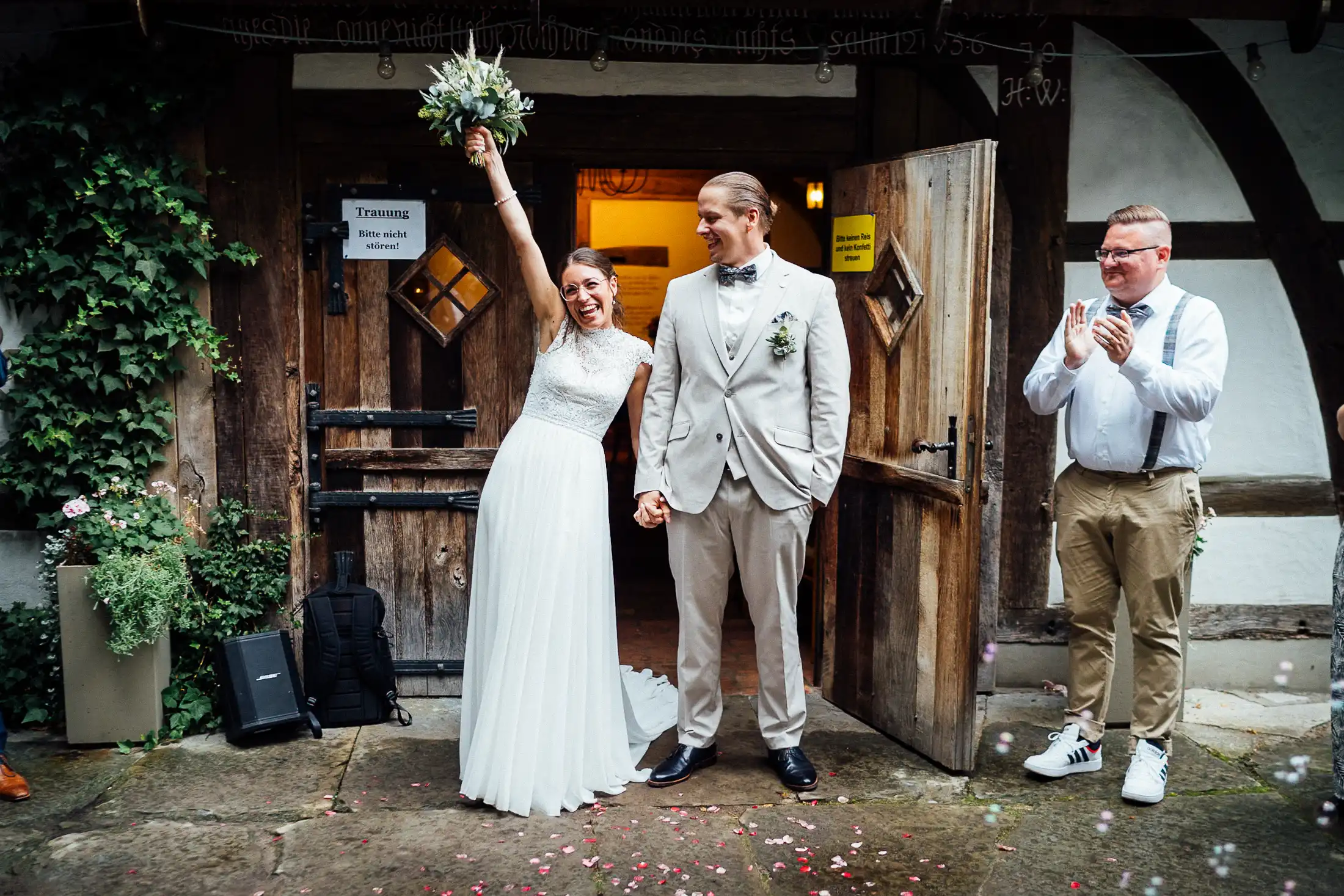 Hochzeit, Das Gastliche Dorf, Hirtenkapelle, standesamtliche Trauung, Braut, Bräutigam, Hochzeitsfotograf, Delbrück