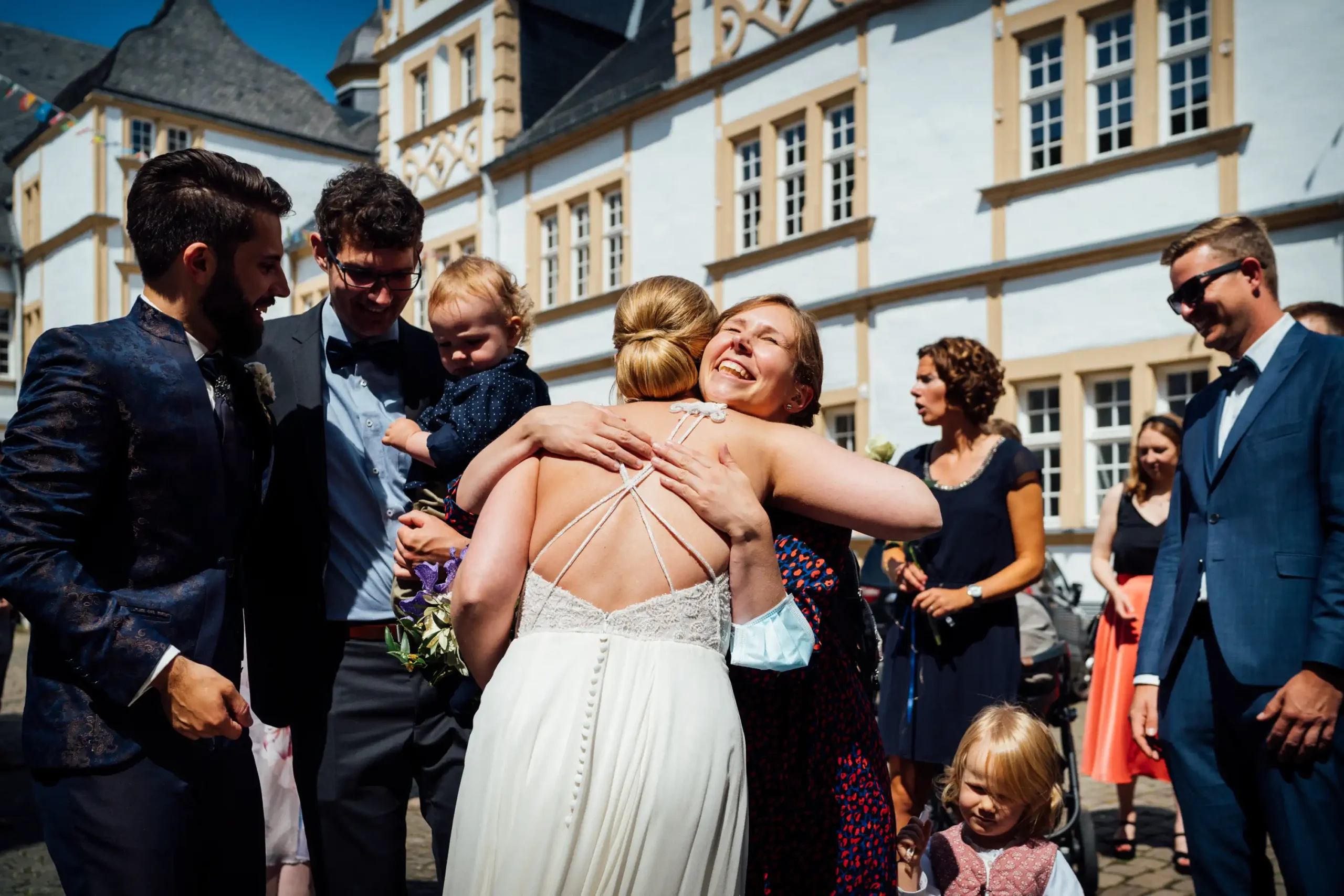 Hochzeitsfotograf Paderborn, Residenzschloss, Libori, standesamtliche Trauung, Schloss Neuhaus, Brautpaar